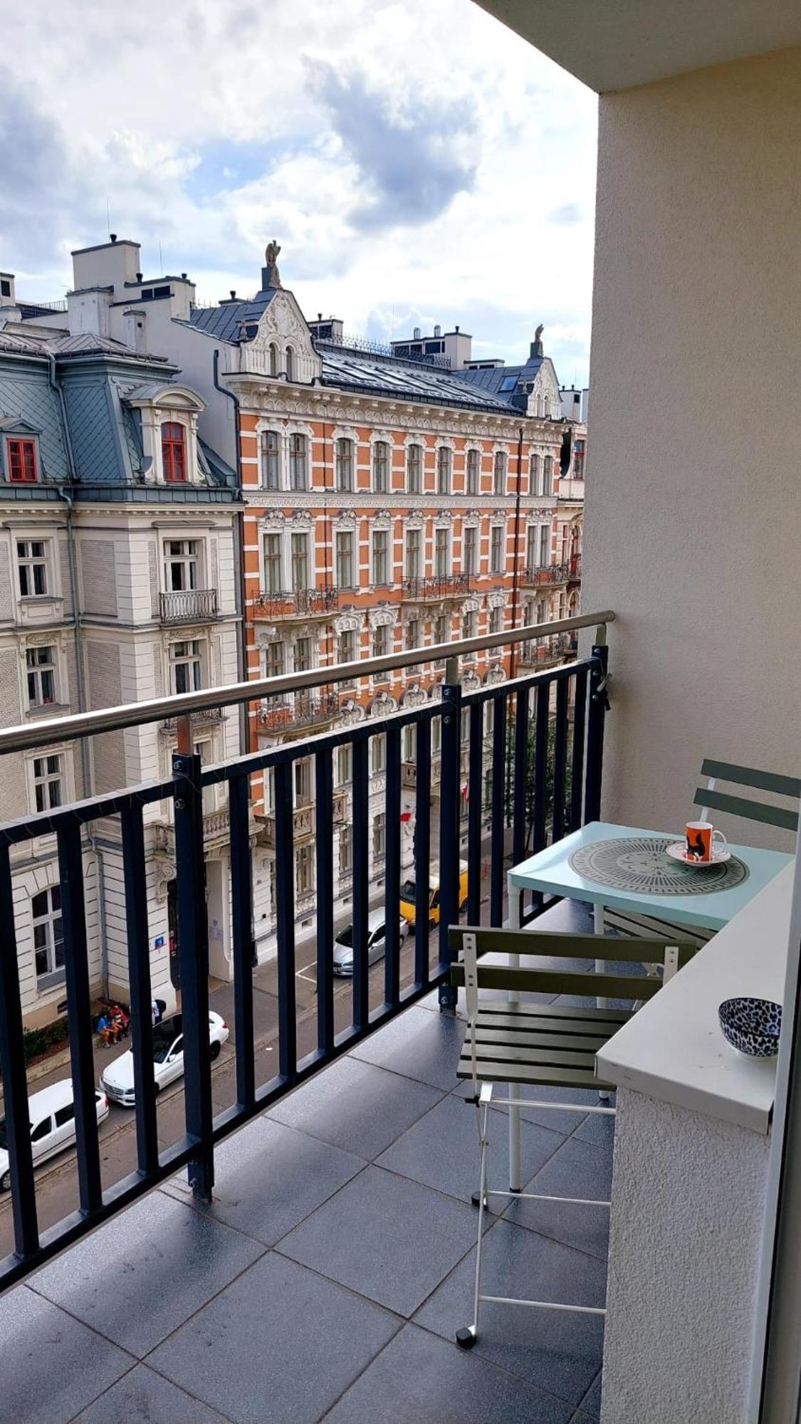Comewa Apartments Varsovia Exterior foto