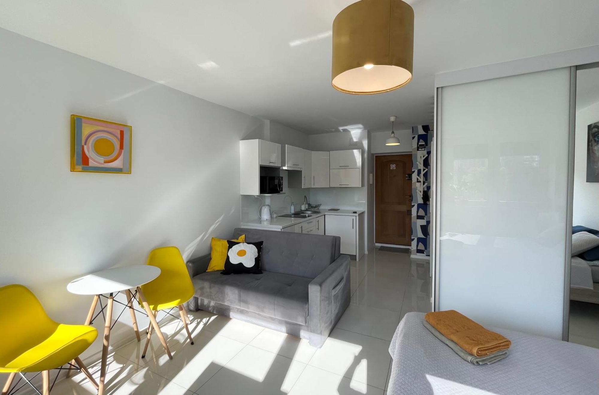 Comewa Apartments Varsovia Exterior foto